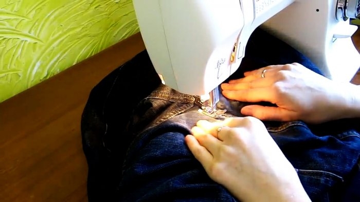 Как зашить потертость между штанин на джинсах Как зашить потертость между штанин на джинсах