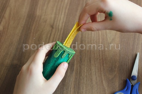 Как сделать свечу из картона и фоамирана — 3 МК Как сделать свечу из картона и фоамирана — 3 МК